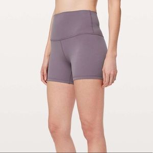 ✨Align Short 4’ - Sz 6✨